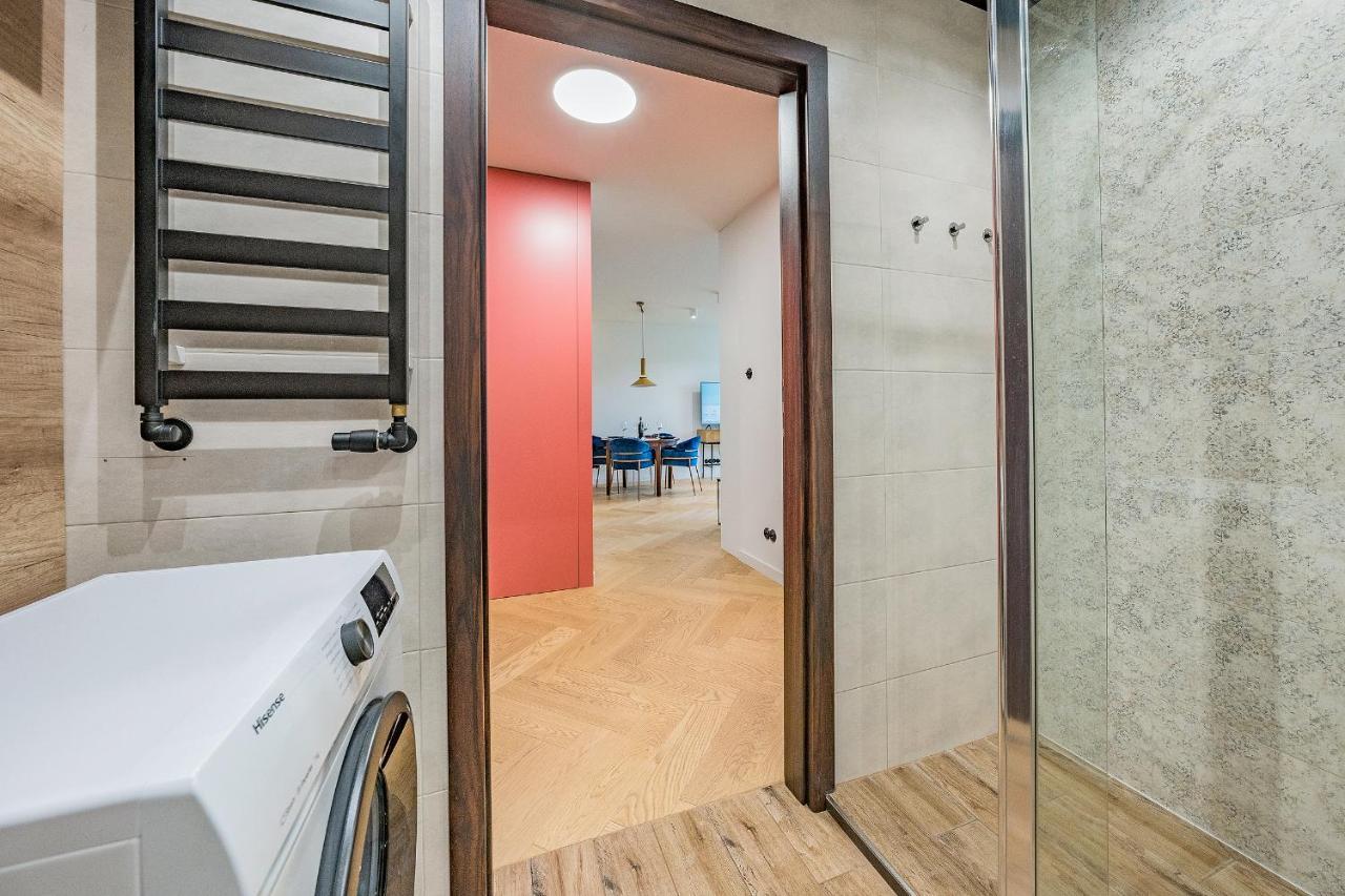 Hello Apartments Chmielna With Private Parking And Balcony Гданьск Экстерьер фото